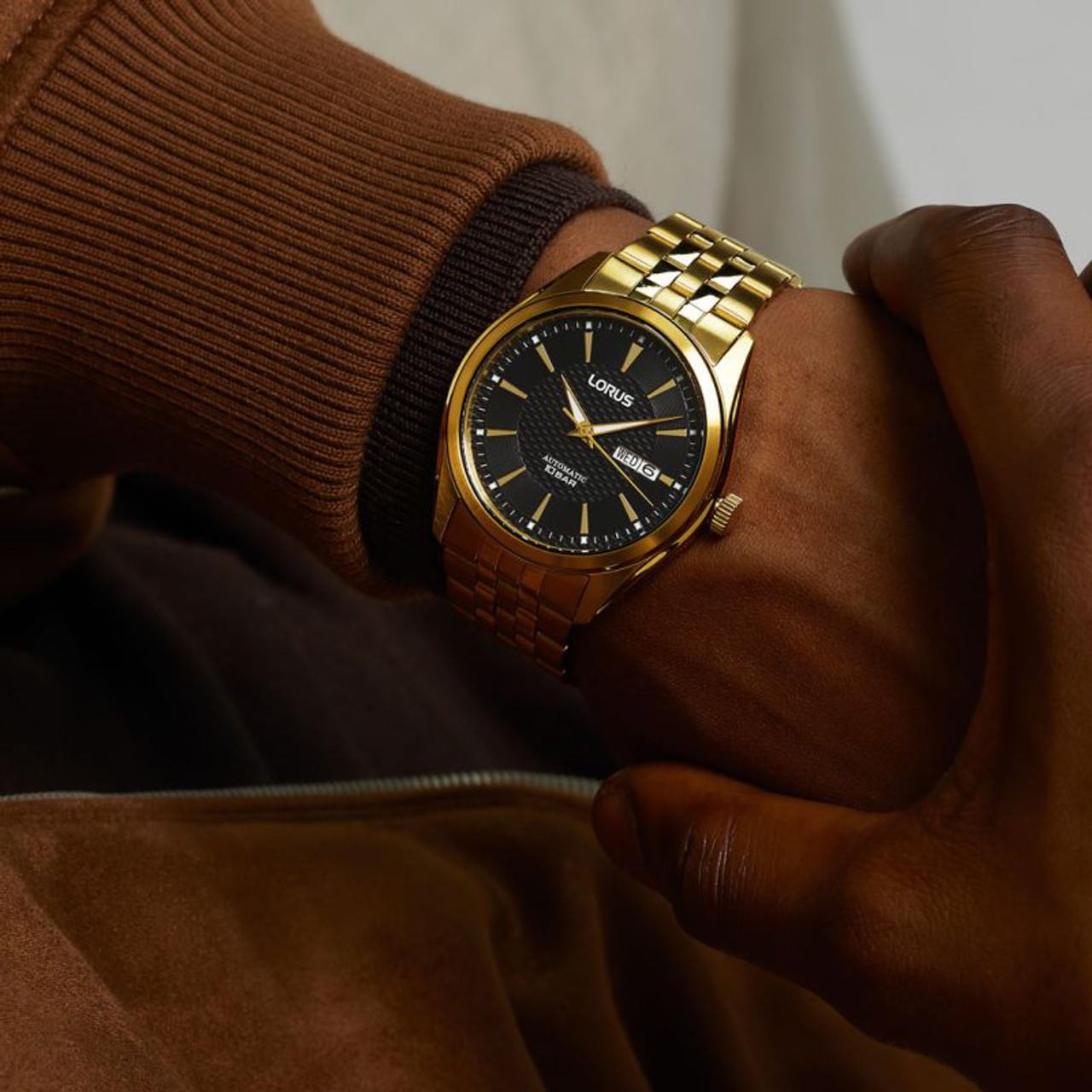 Lorus Mens sport Fashion Automatic Embossed Day Date 10ATM 42mm Black Dial Gold Plated Bracelet Watch