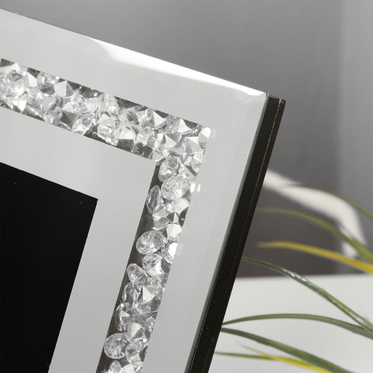 Hestia Mirror Glass with Crystal Egde Photo Frame 5" x 7"