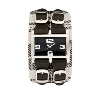 Guess Ladies Analogue Black Dial Leather Strap Wrist Watch W80017L1 Unboxed - CLEARANCE NEEDS RE-BATTERY