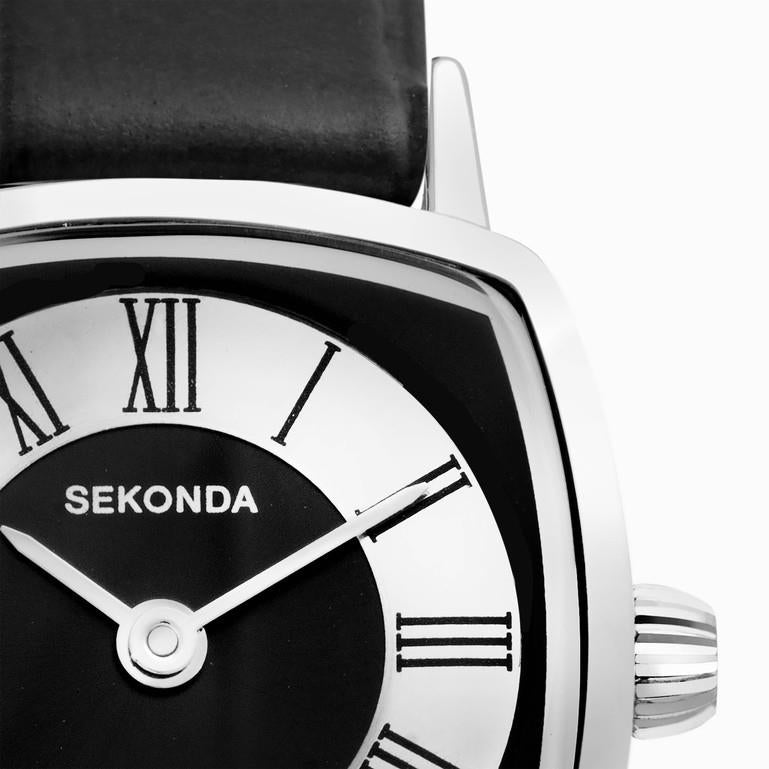 Sekonda 1970s Ladies Basic Black Dial Roman numerals Silver Case & Black Leather Strap Watch
