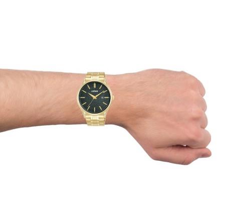 Lorus Mens Basic Fashion Date Black Dial Gold Plated Stainless Steel Bracelet Watch RH934QX9