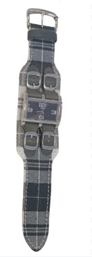 Guess Ladies Analogue Black Dial Leather Strap Wrist Watch W80017L1 Unboxed - CLEARANCE NEEDS RE-BATTERY