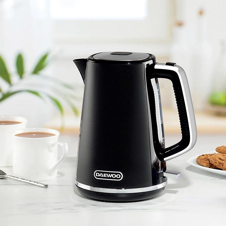 Daewoo Stirling 1.7L Electric Jug Kettle 3000w Black SDA2630