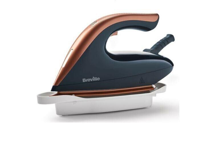 Breville PressXpress® 2600W SoleTEMPTM Steam Generator (Refurbished)