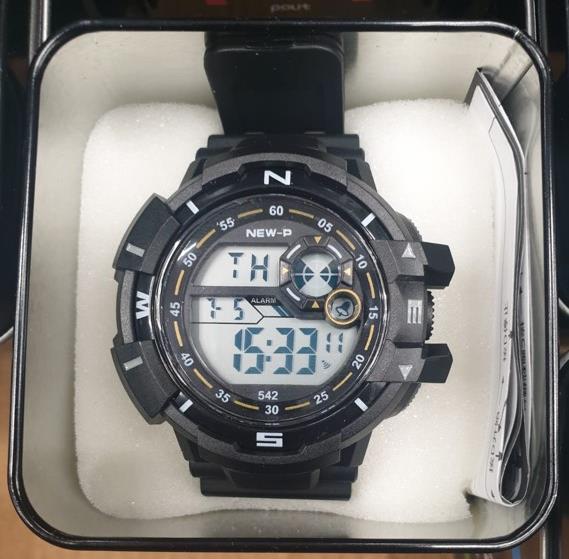 Polit discount watch price