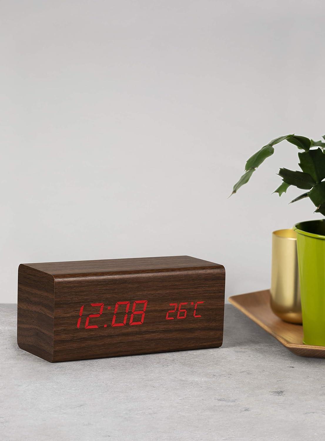 Precision Wood Finish Digital Alarm Clock Snooze Calendar 12-24 Hour Temp Display AP0002