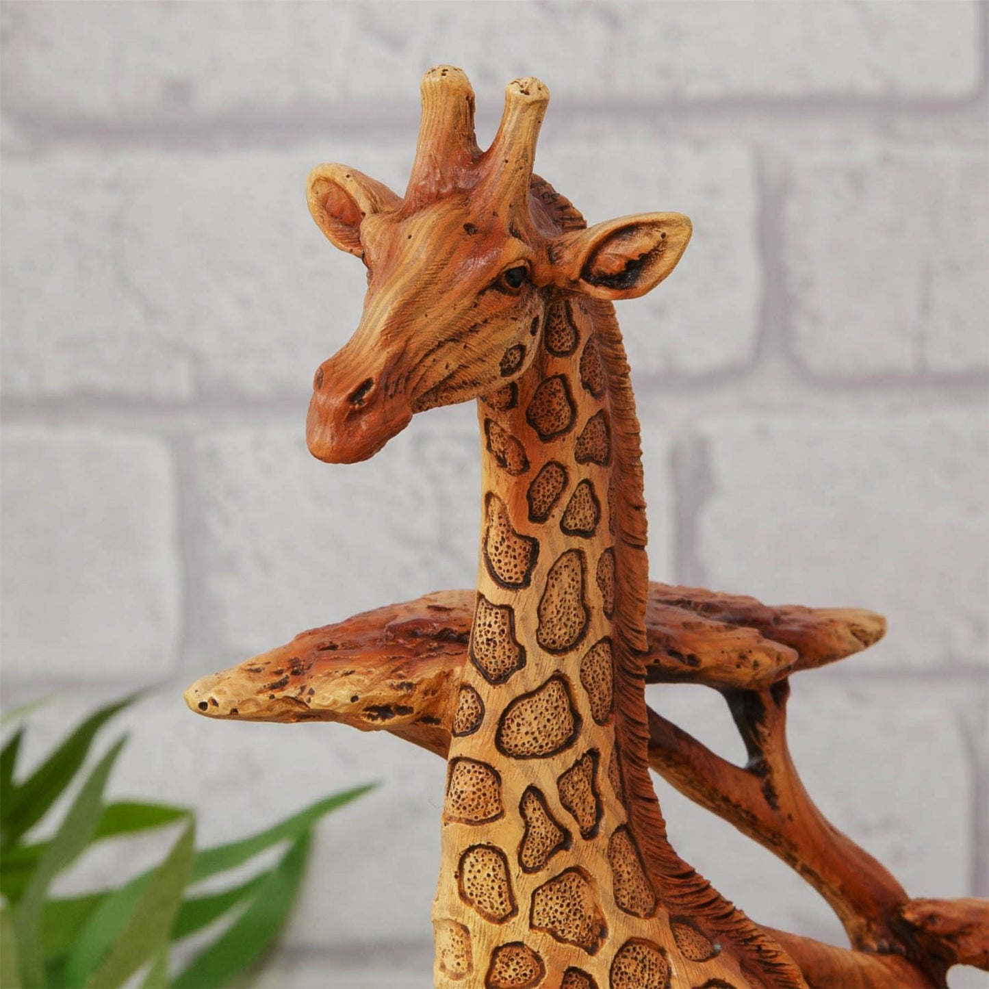 Naturecraft Wood Effect Resin Figurine - Giraffe Family