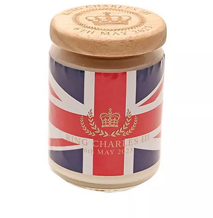 KING CHARLES III CANDLE WITH WOOD LID 650ML MADE IN UK - UNION JACK