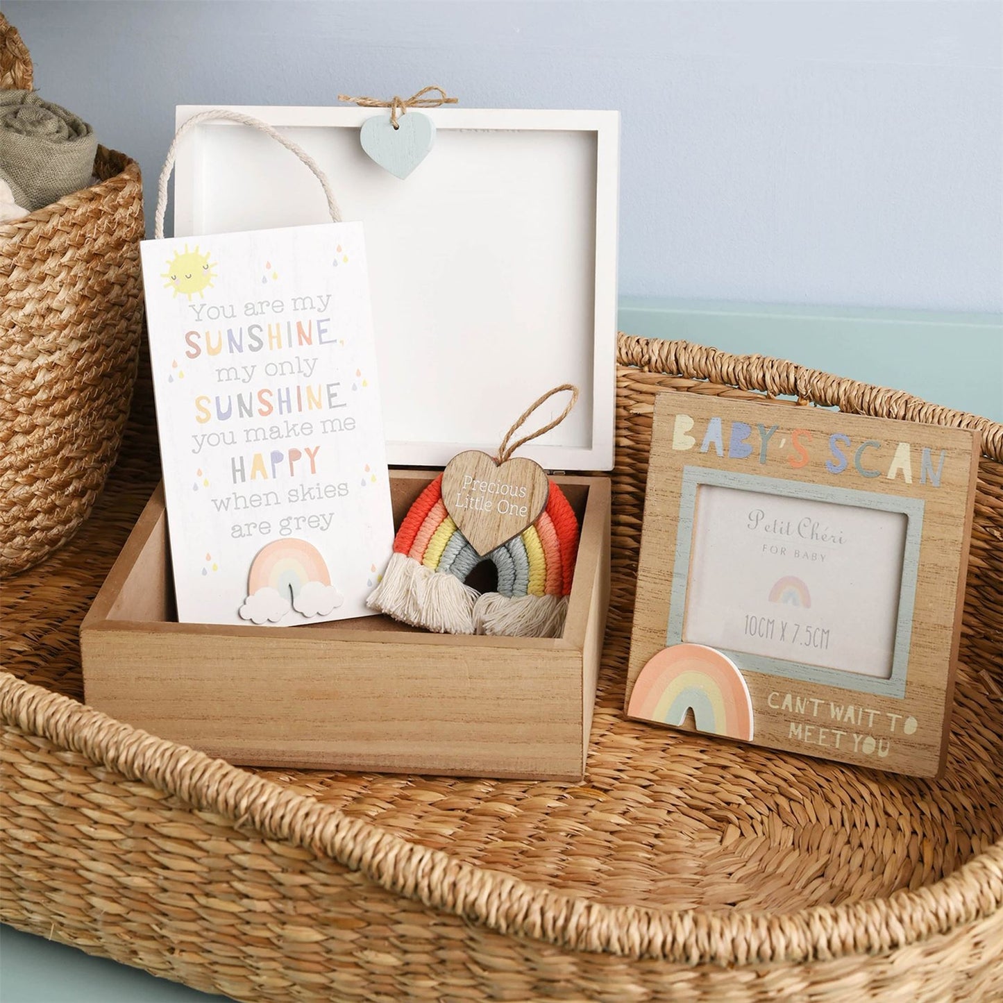 Petit Cheri Gift Set - Scan Frame, Plaque & Macrame Rainbow