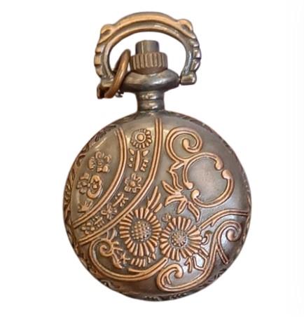 Retro Bronze Quartz Movement Pocket Watch Available multiple Design