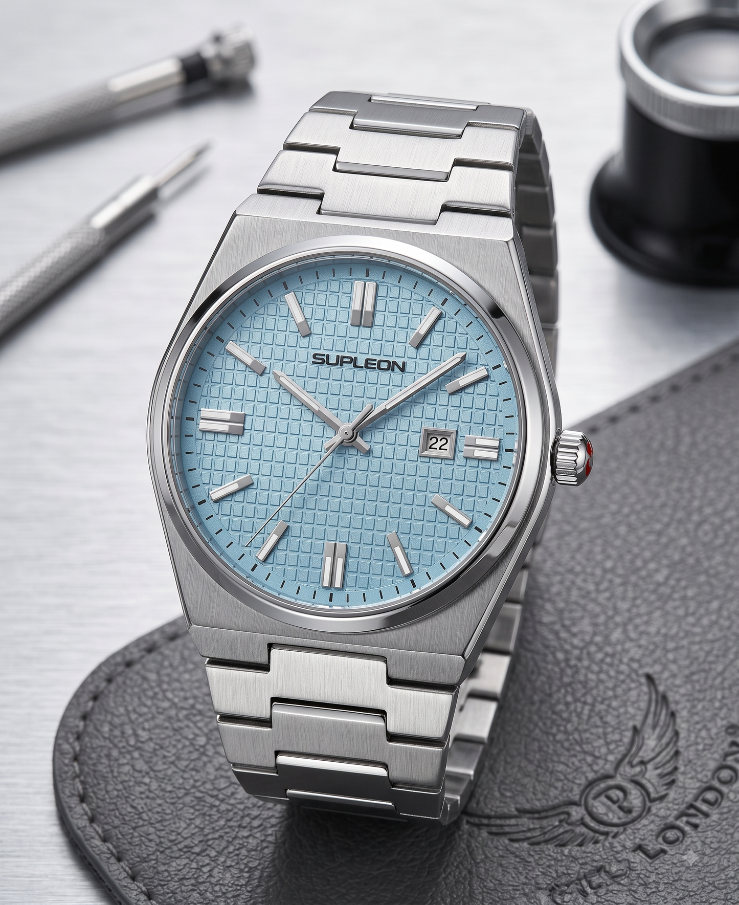 Men's Classic Stainless Steel Watch – Ice Blue Dial