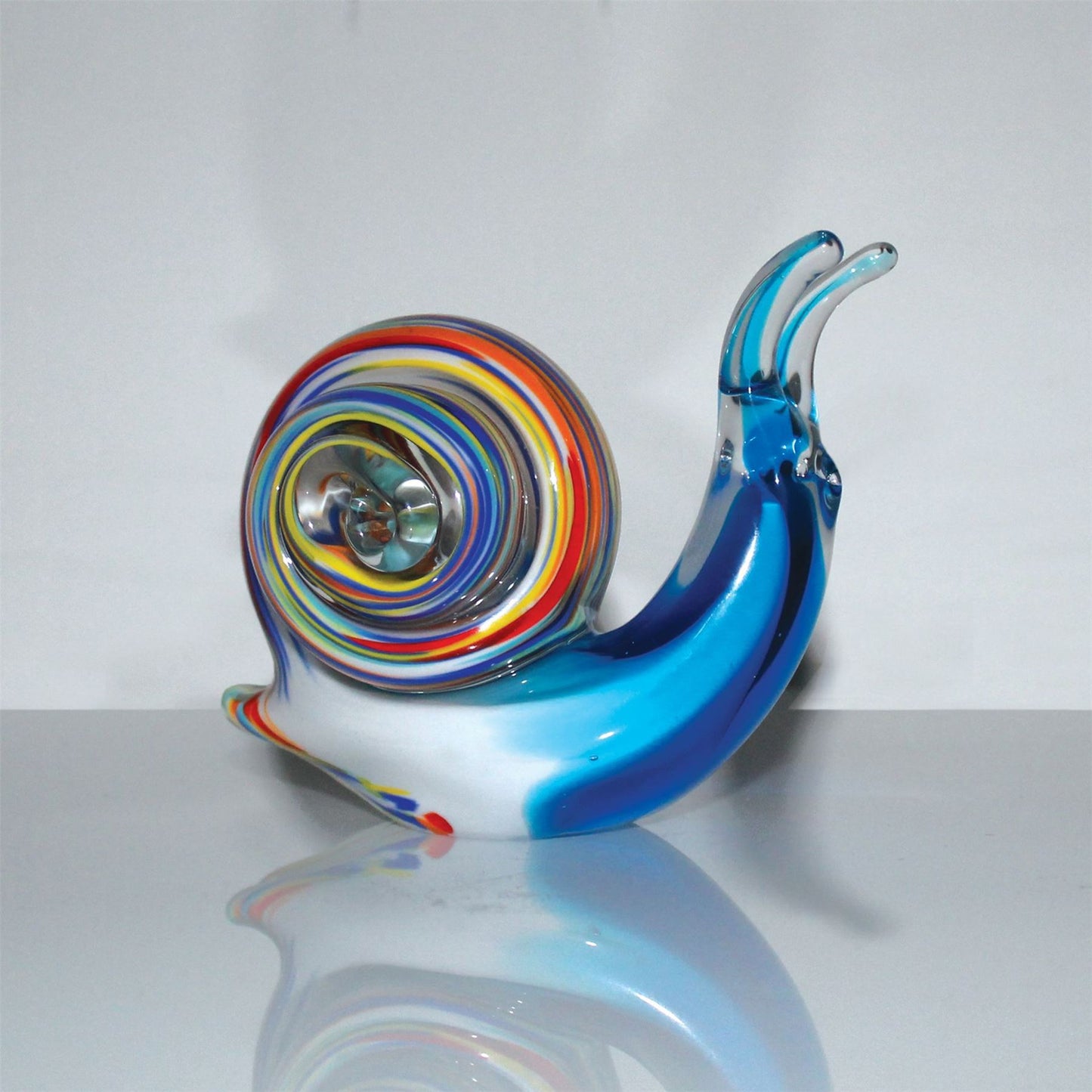 Objets dArt Glass Figurine - Snail