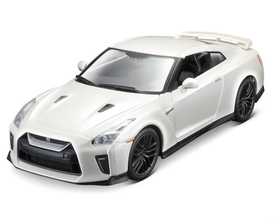 1:24 Nissan Gt-R 2017 White  - Diecast Model car Collectables