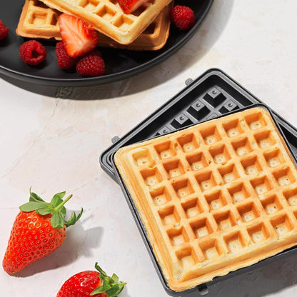 Giles & Posner 3 in 1 Mini Treat Maker