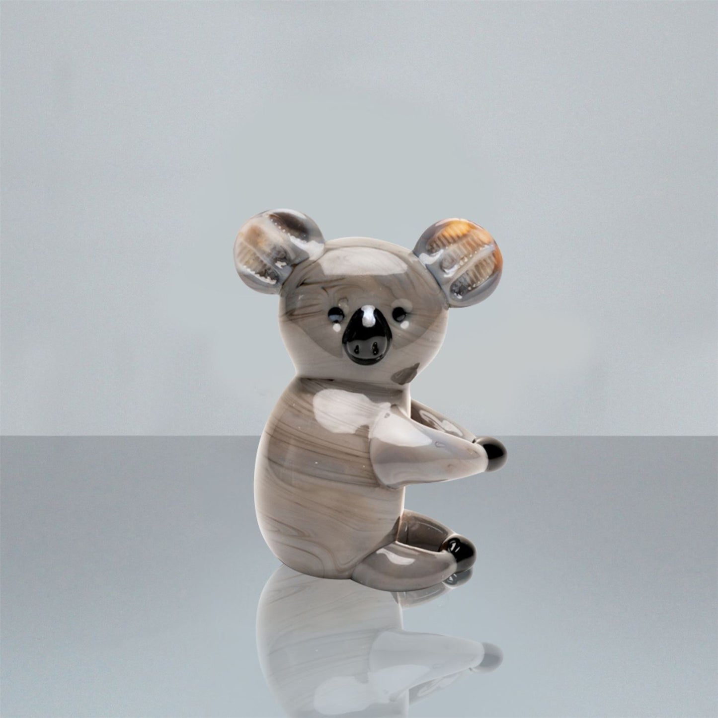 Objets d'art Miniature Glass Figurine - Bear