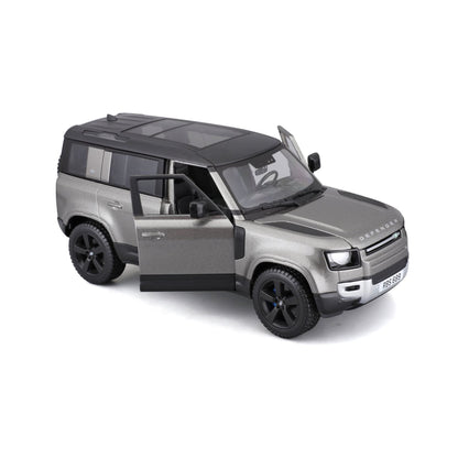 1:24 Land Rover Defender 2022 110 Silver  - Diecast Model car Collectables