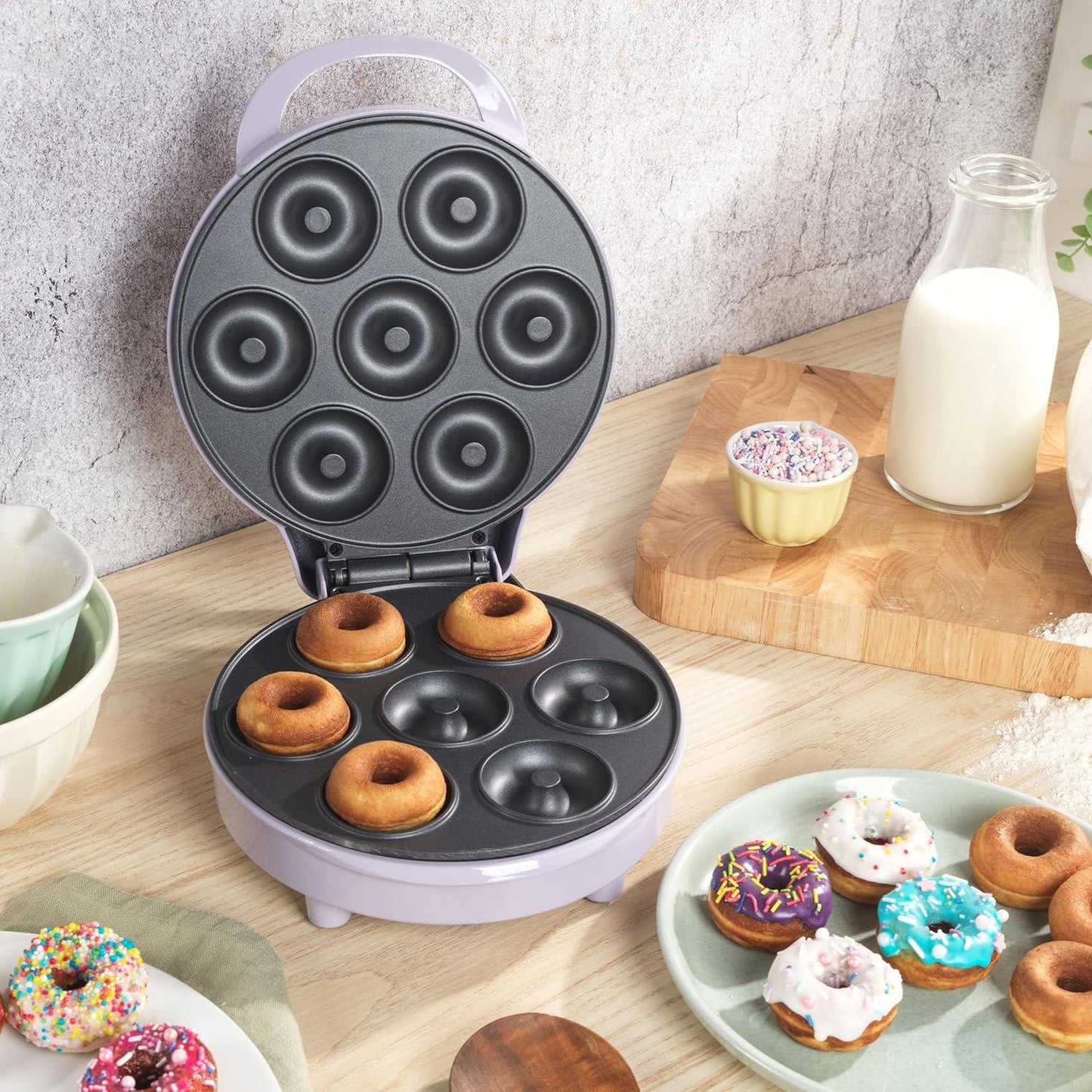 Giles & Posner Mini Doughnut Maker – Non-Stick Cooking Plates EK6222GSPP