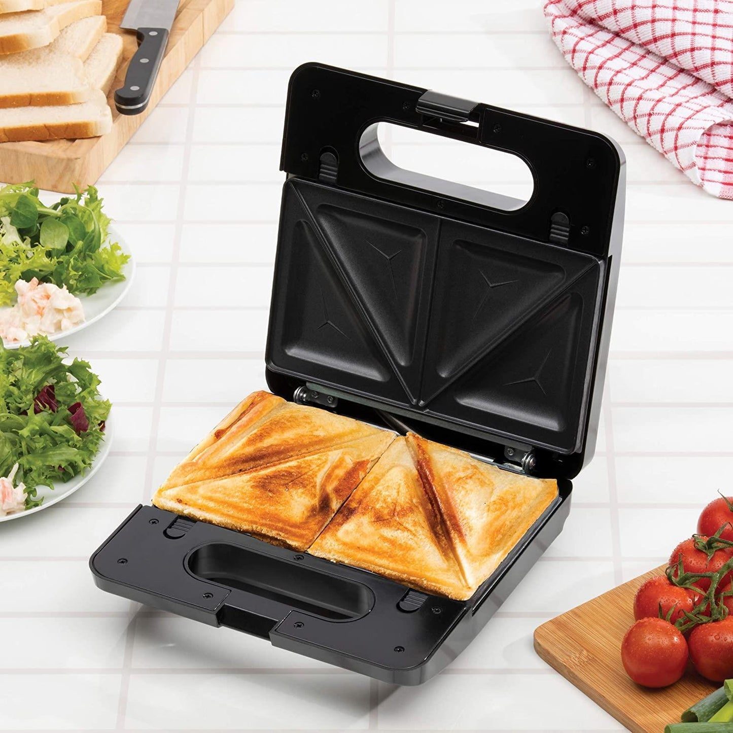 Daewoo 3-in-1 Snack Maker, Sandwich, Waffle & Panini Press- SDA1562