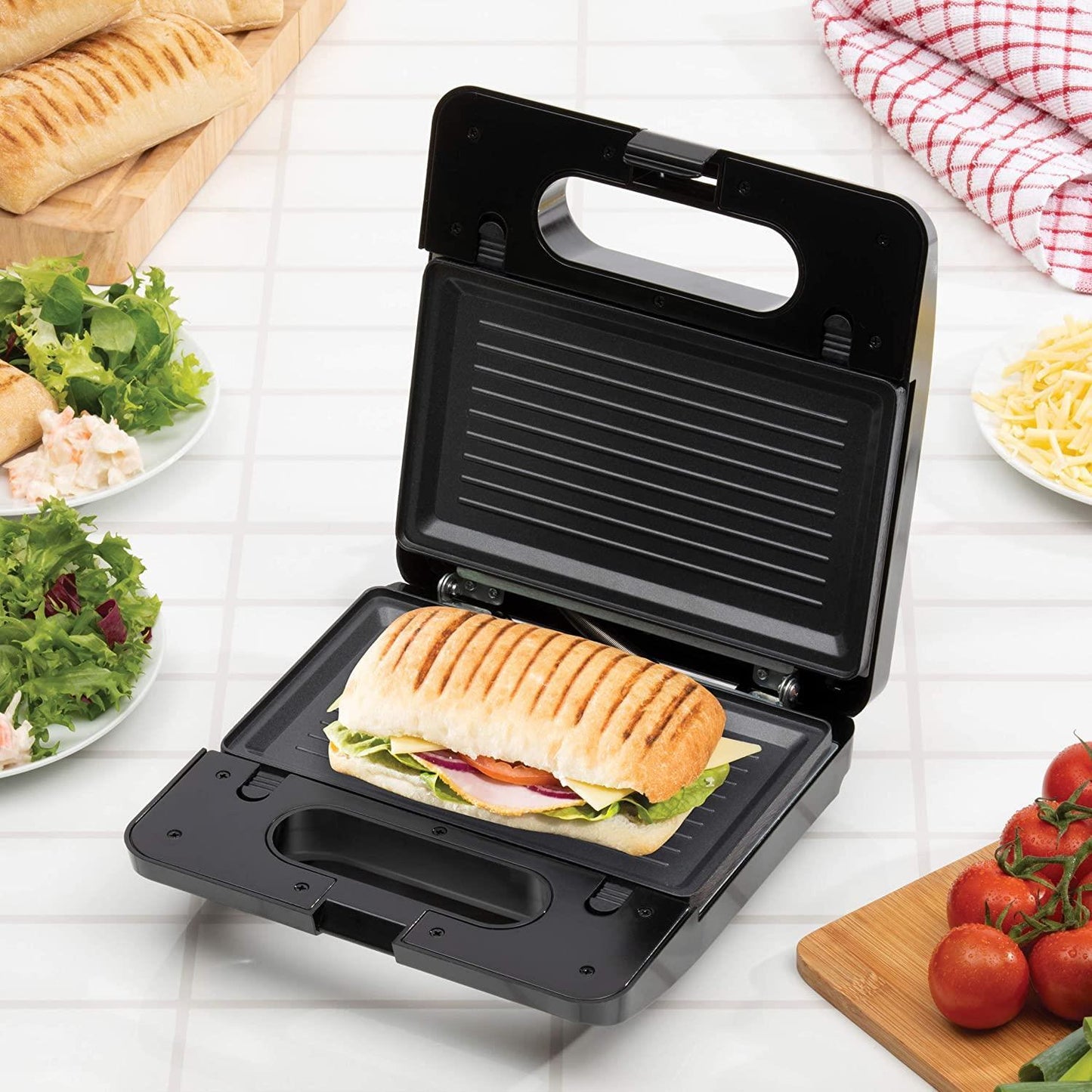 Daewoo 3-in-1 Snack Maker, Sandwich, Waffle & Panini Press- SDA1562