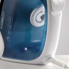 Morphy Richards Breeze Steam iron Ceramic 2400w